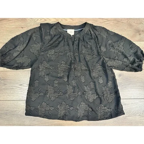 Umgee Solid Color Floral Burnout Top in Black Small - Picture 8 of 12